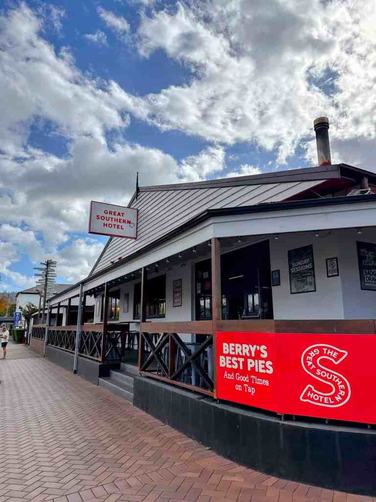 Great Southern Hotel, Berry